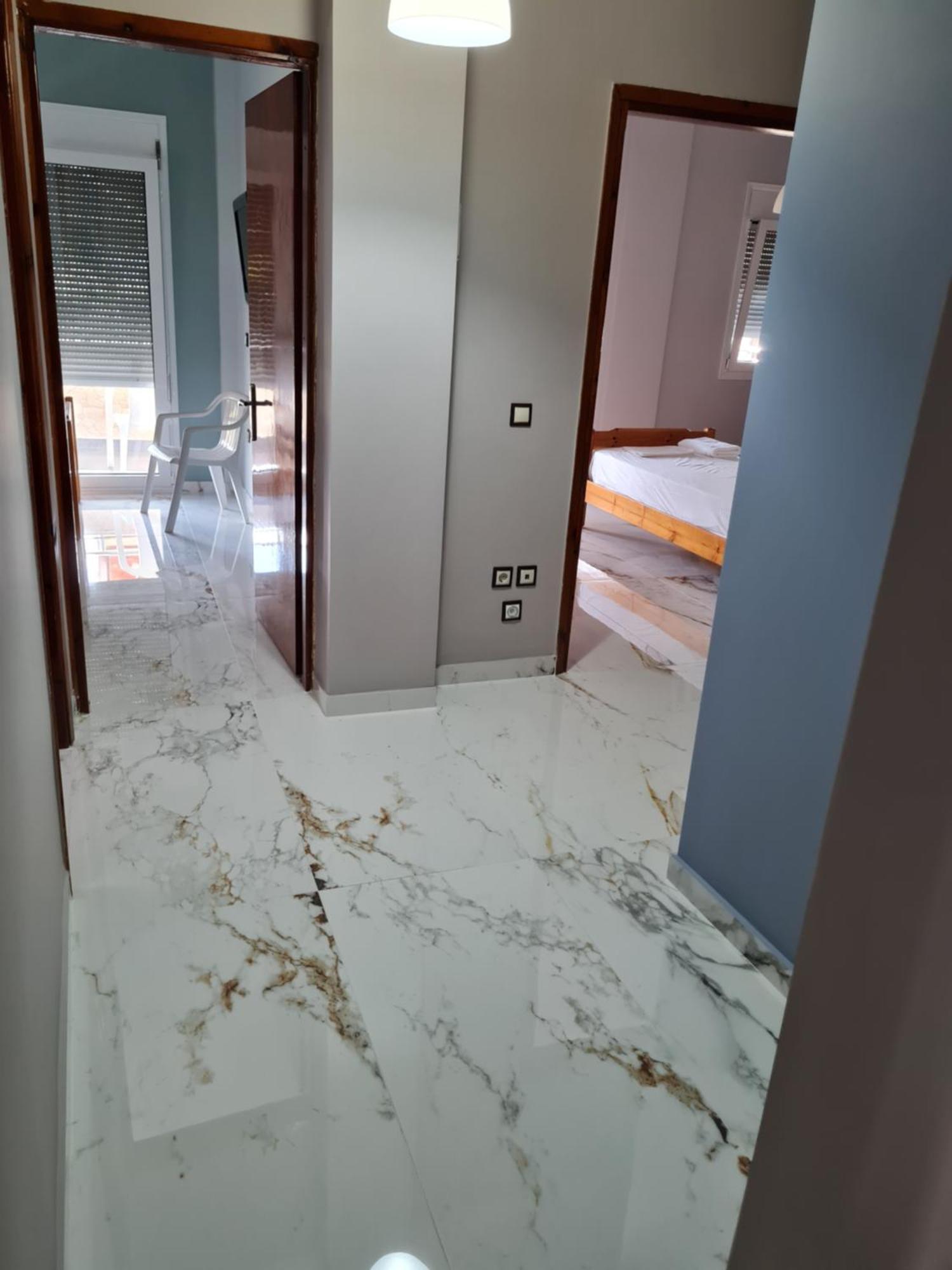 Dimitris Apartments Nea Plagia Eksteriør billede