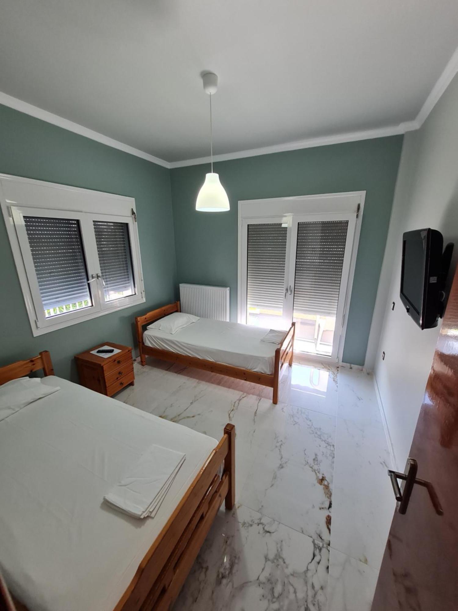 Dimitris Apartments Nea Plagia Eksteriør billede